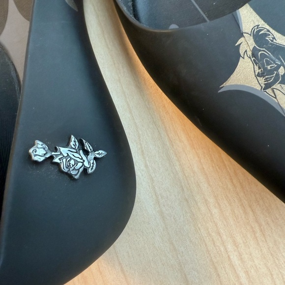 Melissa X Disney Cruella Deville Glam Sz 7 worn once briefly!! Jelly flats - Picture 8 of 11